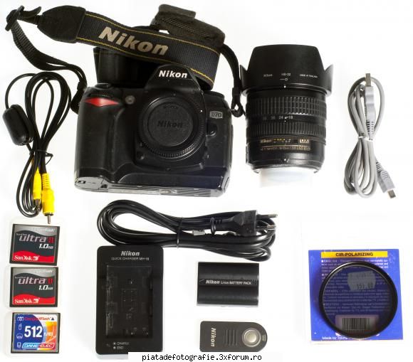 vand nikon d70 kit cu obiectiv nikon 18-70mm f/3.5-4.5 af-s contine:
- camera foto nikon d70
-