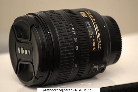 nikkor 18-70 nikkor 18-70 stare buna ,550 ron,are ambele sau