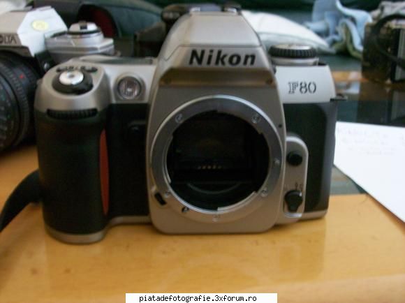 vand aparat film nikon f80 body aparatul arata foarte bine, merge foarte 300 ronpt mai multe detalii