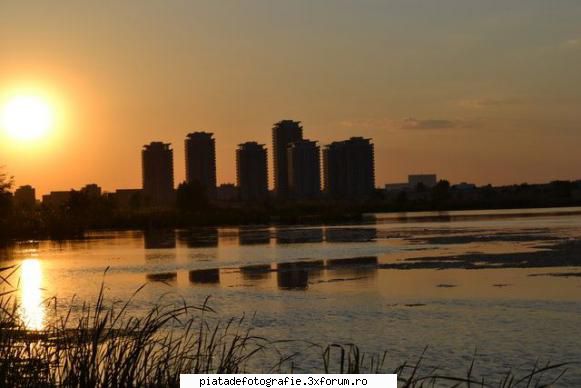 Apus de soare pe Lacul Vacaresti - Apus de soare pe Lacul Vacaresti - Foto-comment
