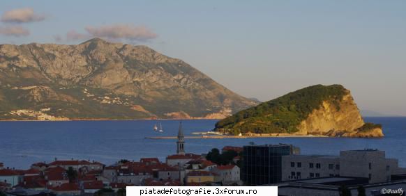Asfintit, Budva - ASfintit de soare in statiunea Budva Muntenegru - Foto-comment