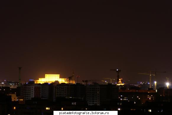 Bucurestiul noaptea - 1. Vedere din Pantelimon Criza Financiara dar se - Foto-comment