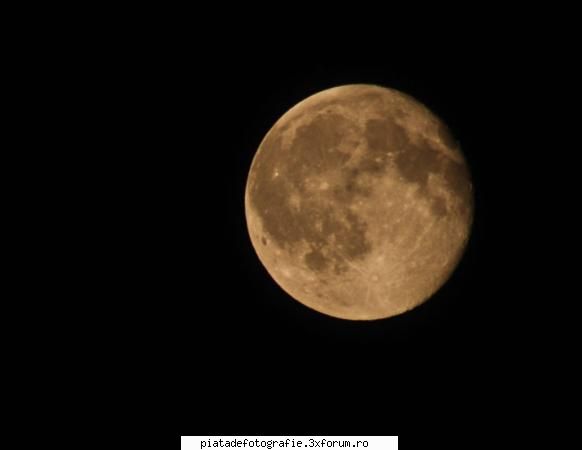 Luna HDR - tras cu un ob. Nikon 70-300 mm, fara VR, tras din - Foto-comment