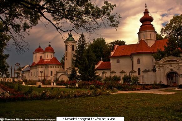 Manastiri - Manastirea Hodos - Bodrog, cea mai veche asezare - Foto +