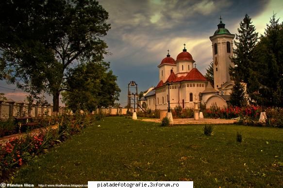 Manastiri - Manastirea Hodos - Bodrog.Aparat folosit.Nikon - Foto +