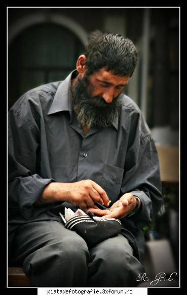 Numarand saracia... - Sa-i uitam ... e foarte greu - Foto-comment