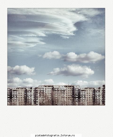 Personal - In Polaroid : Despre cer si locuire - Foto-comment