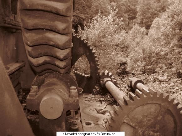 ...sau sepia actiune, motor... stop