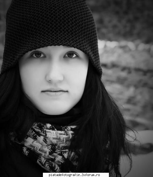 my angel in black and white - intre noapte si zi la cetatea poenari - Foto-comment