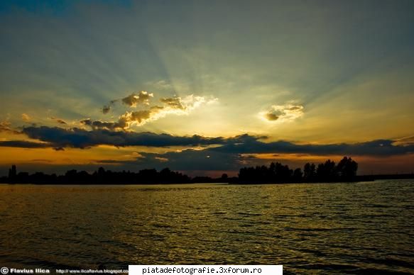 sunsets - Un lac din imprejurimi - Foto-comment