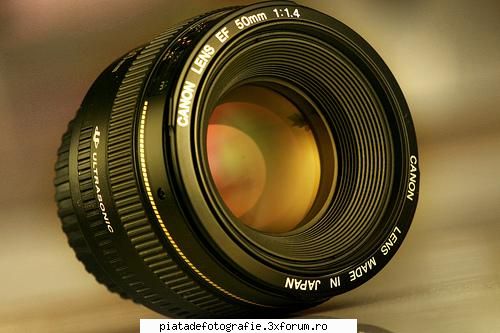 van canon 1000D si canon 18-55 IS - Pret nou 2000RON ofer BONUS Canon EF 50mm f/1.4 - Vanzari foto